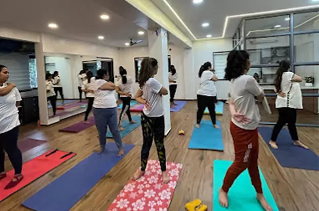 Refit yoga Studio